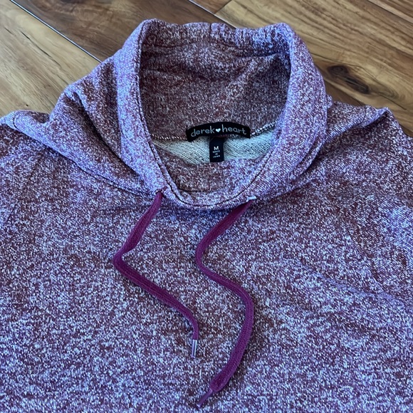 Derek Heart Long Sleeve Pullover Cowl Neck Top - Picture 2 of 6